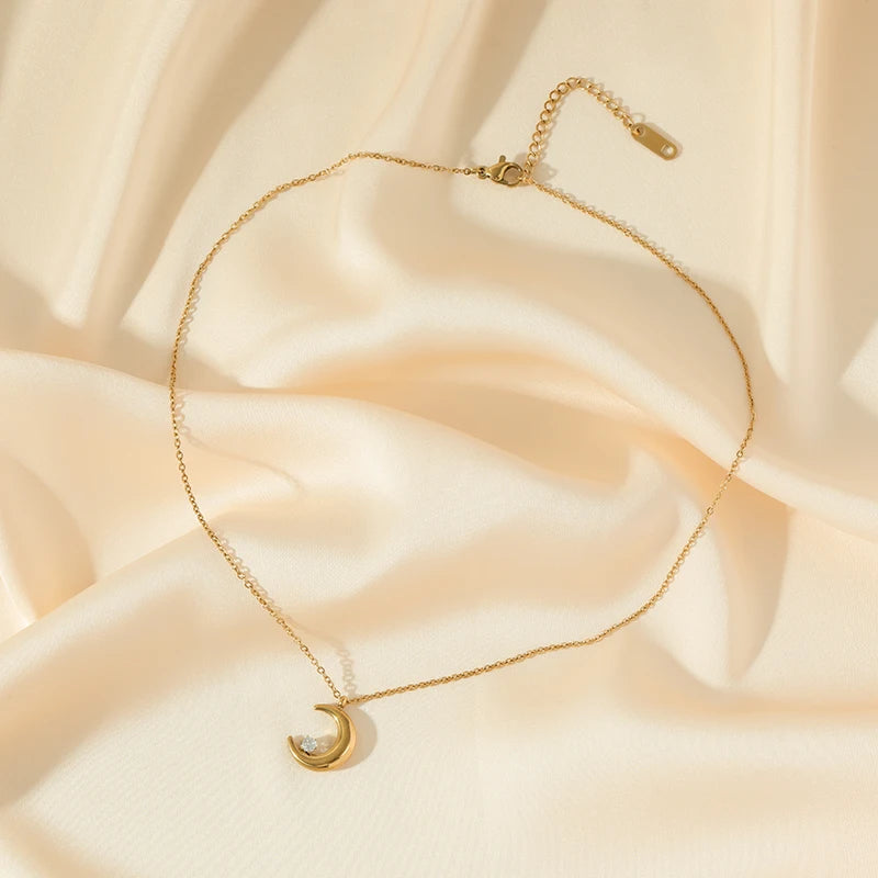 The Selene Crescent Moon Necklace - Gold & Crystal