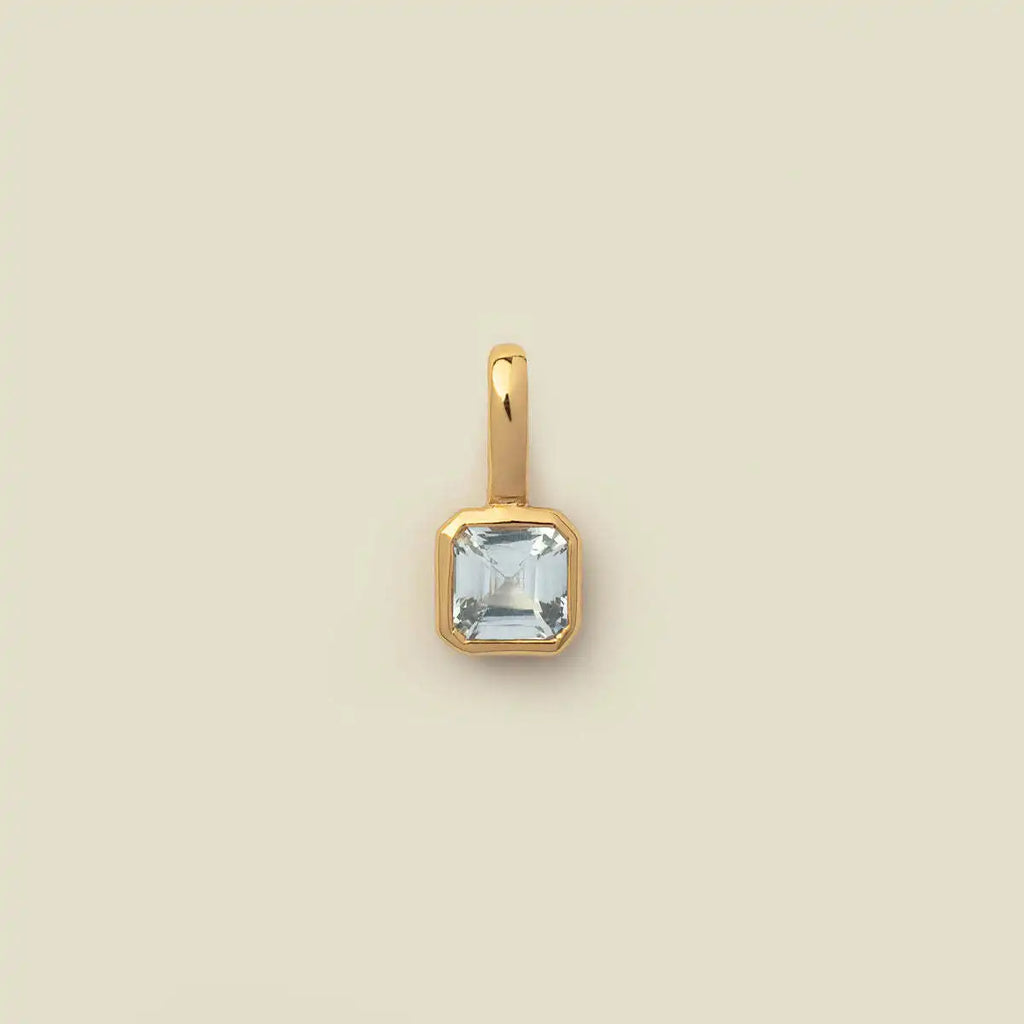 The Clara Solitaire Birthstone Pendant - Aquamarine