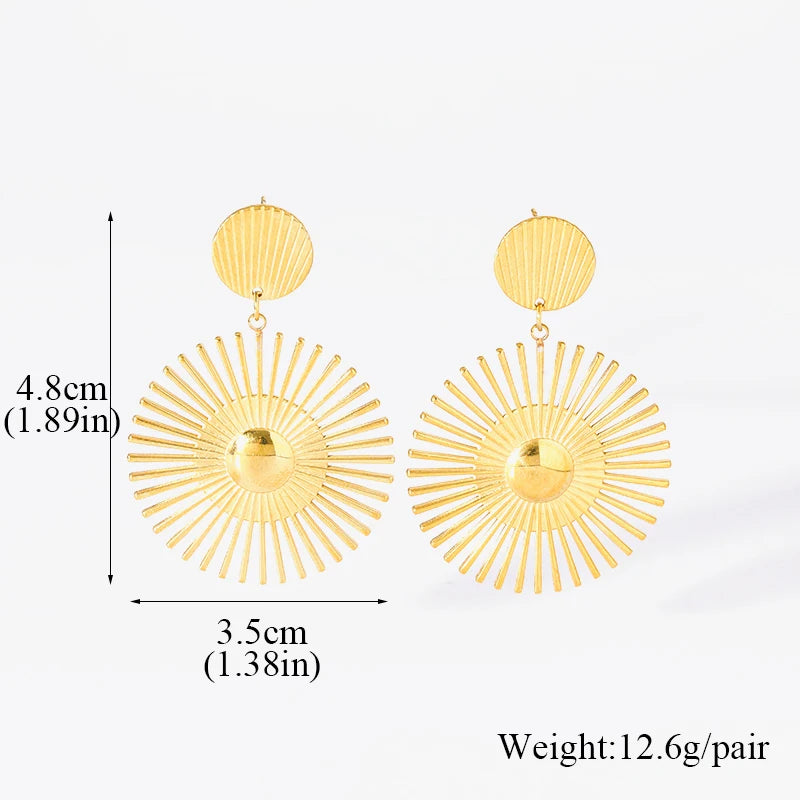 The Helia Sunburst Statement Earrings - Radiant Gold | Rosiri
