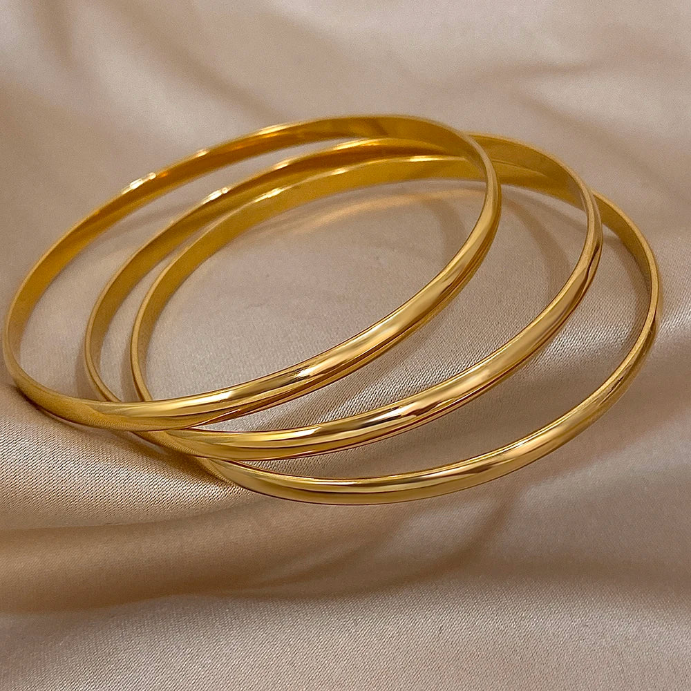 The Isabelle Classic Bangle Set (Set of 3) - Gold
