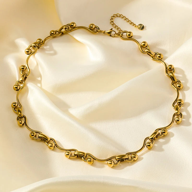 The Calder Sculptural Link Necklace - Gold