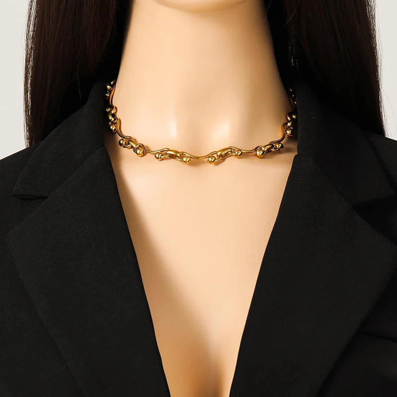 The Calder Sculptural Link Necklace - Gold