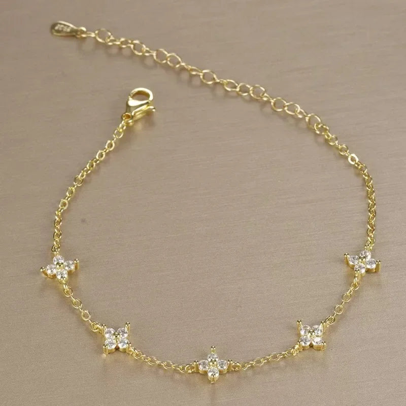 The Astra Star Crystal Bracelet - Gold