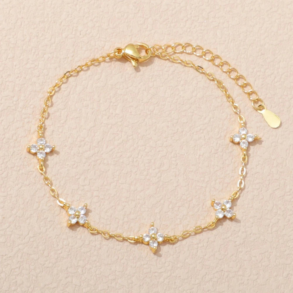 The Astra Star Crystal Bracelet - Gold